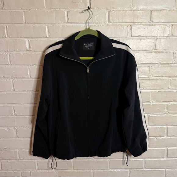 Athletes Jacket - Picture 2 of 3